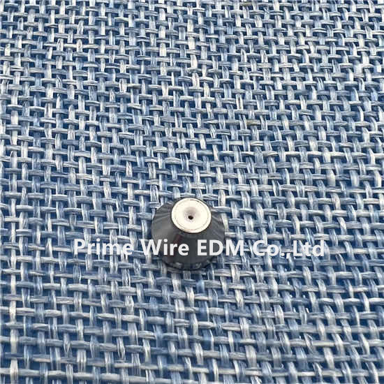 E69200039R00 Upper wire guide